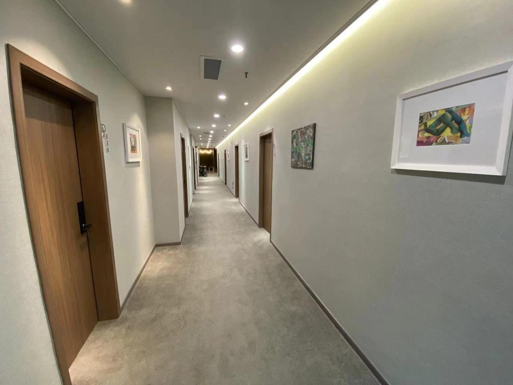 Puzzle Hotel Guangzhou Fenghuang New Village Subway Station Exterior foto